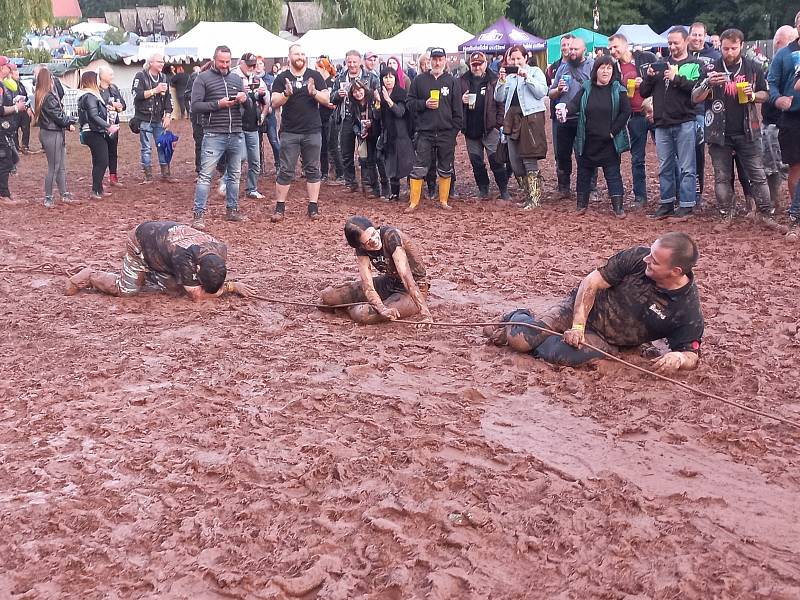 V Lužanech u Jičína se poslední víkend v srpnu konal další ročník oblíbeného motosrazu.