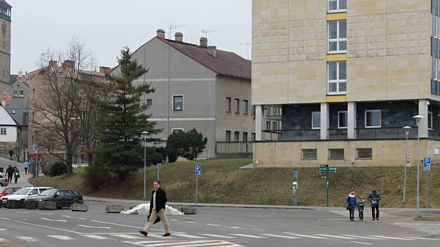 Některé přechody pro chodce v Jičíně nejsou bezpečné.