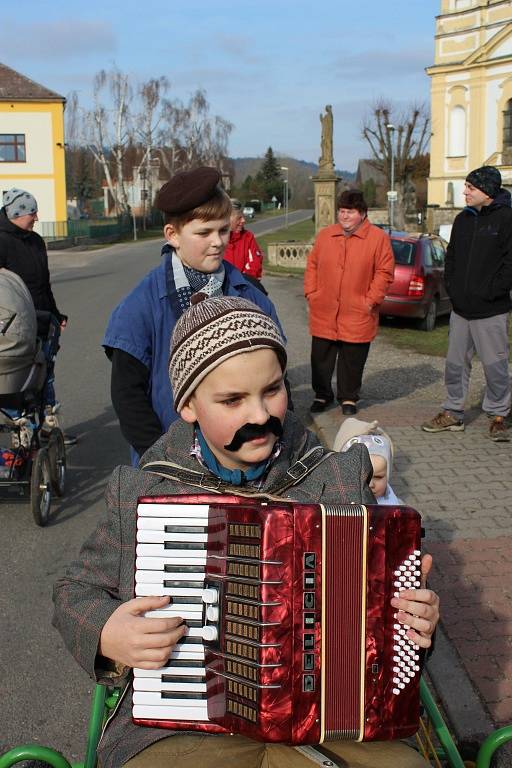 Masopustní oslavy v Ostružně.