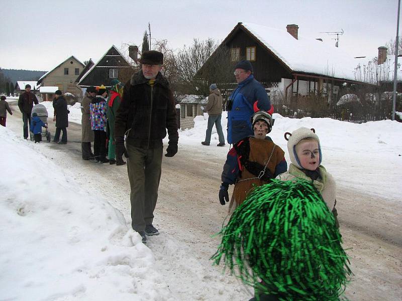 Masopustní veselí v Ostružně.