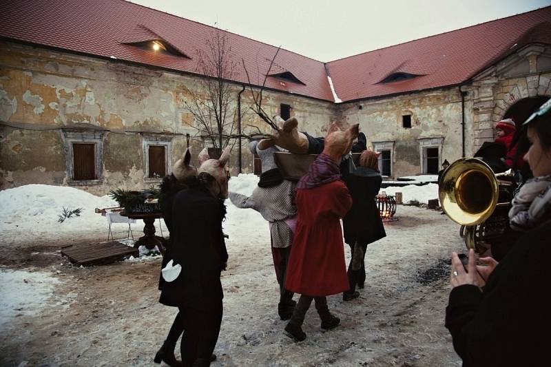 Masopustní oslavy ve Valdštejnské lodžii.