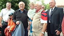 Prezident Václav Klaus návštěvou na Volejbalové Dřevěnici roku 2005.