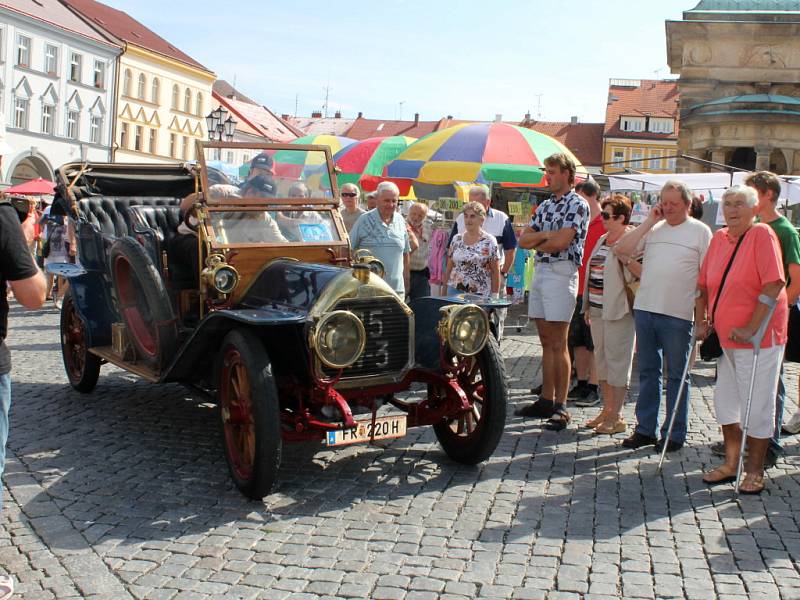 Loukotě a řemeny 2012.