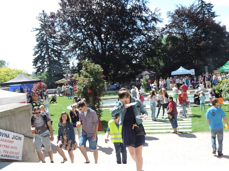 Jičínský Food festival v parku.