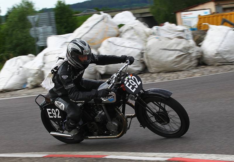 Motocyklové závody se v Jičíně konaly již po sedmdesáté.