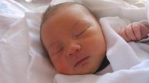 Matyáš Stýblo je prvním miminkem v rodině Petry a Martina Stýblových z Jičína. Narodil se 12. května v 17.07 hodin s váhou 3480 gramů a mírou 50 cm.