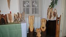 Dřevořezby z ráje - výstava v Místním vlastivědném muzeu v Železnici.