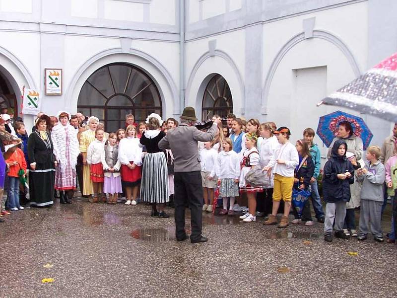 Cerekvické oslavy objektivem pořadatelů.