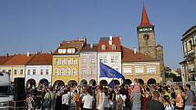 Na demonstraci proti Andreji Babišovi přišlo v Jičíně pět set lidí.