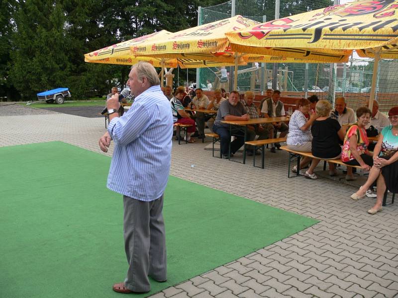 Z koncertu Podkrkonošské dechovky na Samšině.