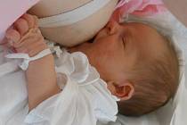 Mateřské mléko je pro novorozence tou nejpřirozenější a nejvhodnější stravou.