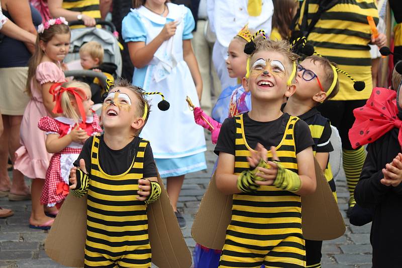 Festival Jičín - město pohádky letos nese téma Komu se nelení, tomu se zelení.