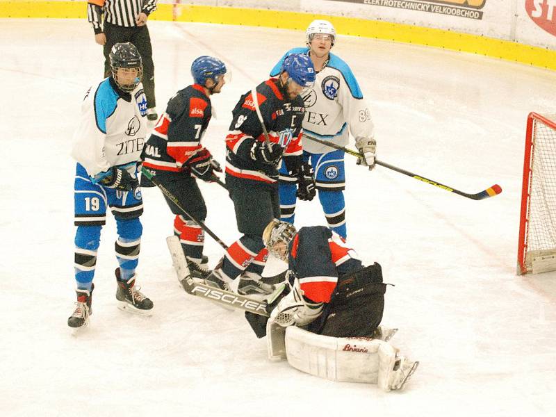 Krajská hokejová liga Liberecka: Lomnice - Jičín.