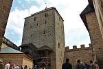 Slavnostního otevření hradu a představení památky po rozsáhlé revitalizaci se zůčatnili také majitelé z rodu Kinských dal Borgo, ministr kultury Martin Baxa, zástupci stavitelské firmy VPP Group a jejich hosté.