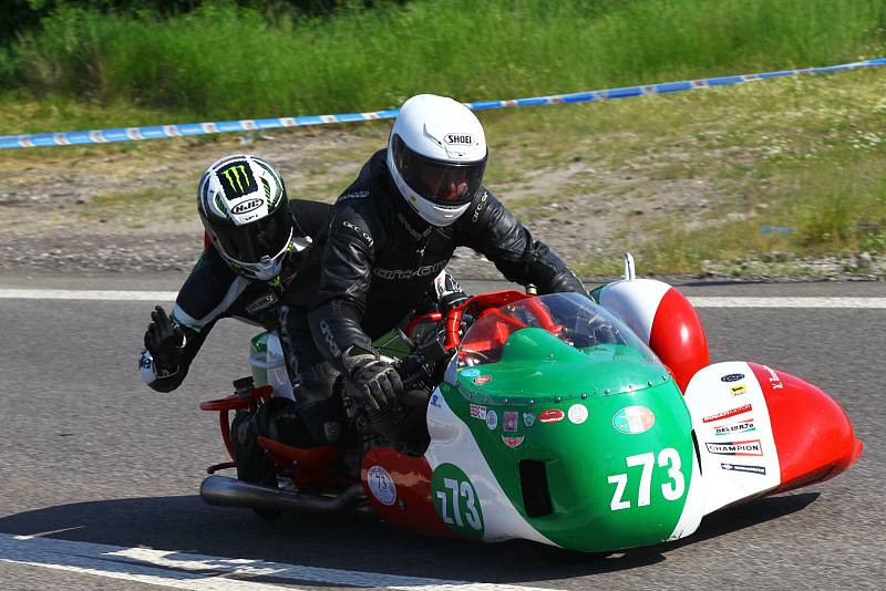 Motocyklové závody se v Jičíně konaly již po sedmdesáté.