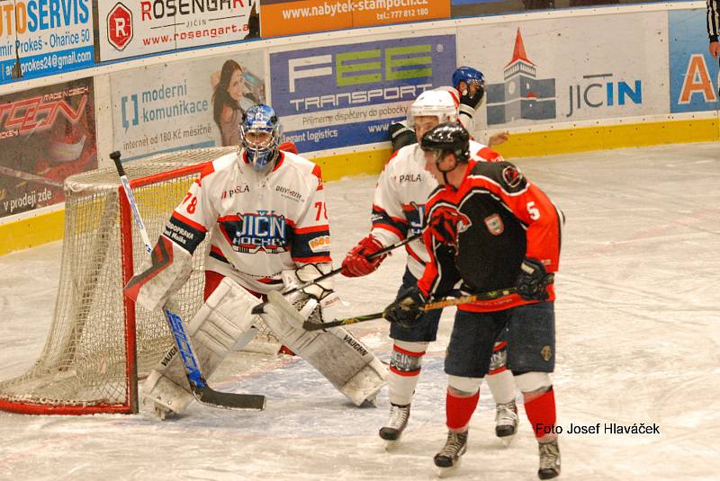 Liberecká hokejová liga: Jičín - Česká Lípa 7:2.