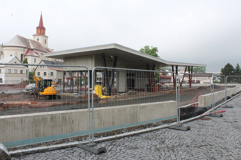 Stavba novopackého terminálu má být hotova na podzim letošního roku.