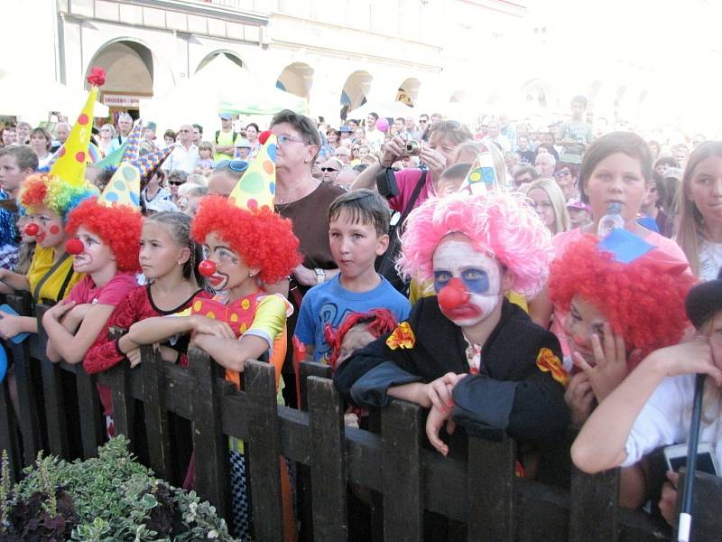 Ze zahájení jičínského pohádkového festivalu.