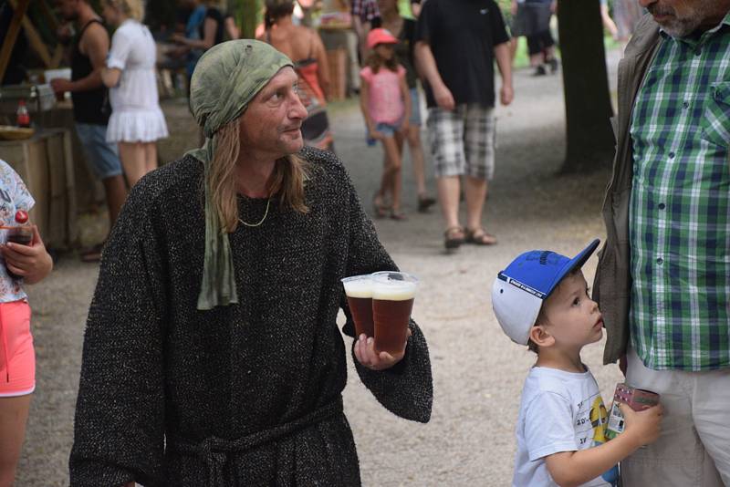 Středověký food festival můžete navštívit každou prázdninovou sobotu.
