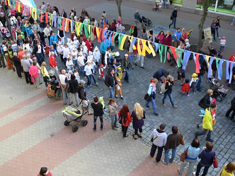 Zahajovací průvod festivalu Jičín - město pohádky.