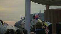 U přivítání papeže Beneditka XVI. na ruzyňském letišti i jeho odletu byli i členové bělohradského folklorního souboru Hořeňák.