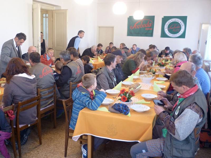 Návrat traktorů Svoboda do Mladé Boleslavi.