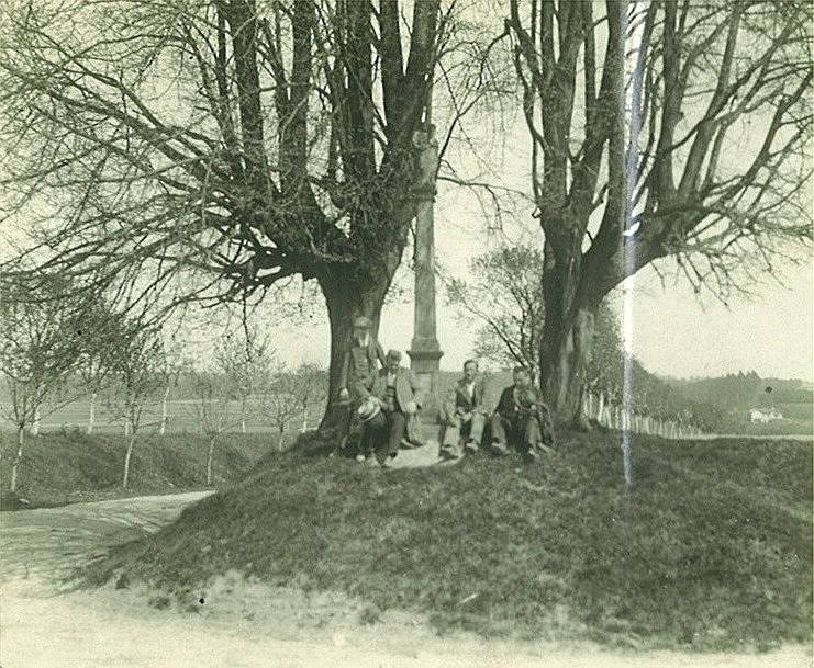 Socha sv. Josefa v Třebověticích.