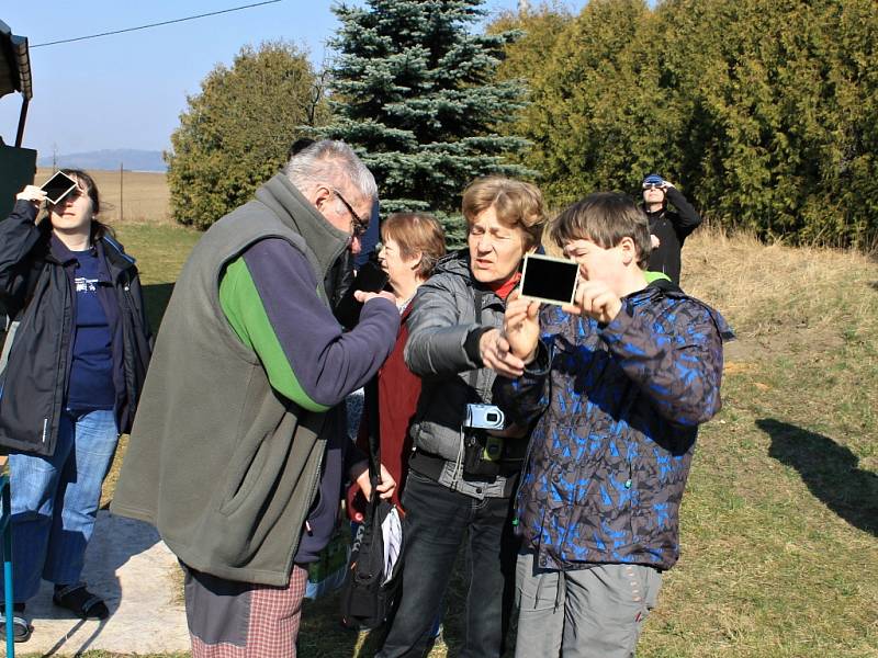 Zatmění Slunce na jičínské hvězdárně.