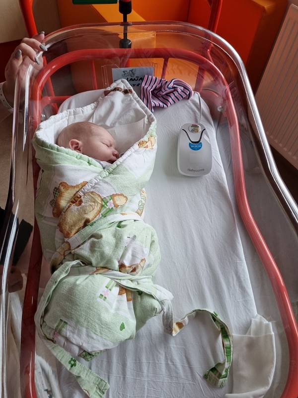 První náchodské miminko roku 2022 přišlo na svět v pondělí 3. ledna v 8:51 hodin a je jím chlapeček Matěj s mírami 3385 g a 48 cm. Každoročně mamince s trvalým pobytem v Náchodě, které se narodí 1. miminko v novém roce, gratulují i představitelé města.