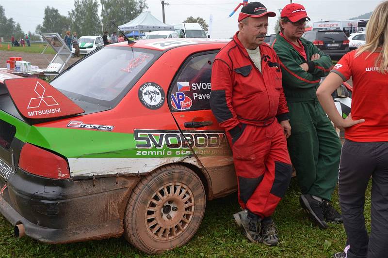 První motoristický festival ve Štikovské rokli.