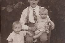 Richard Husch v dětství, s otcem, s otcem a  sestrou Ilonou a v době vojenské služby.