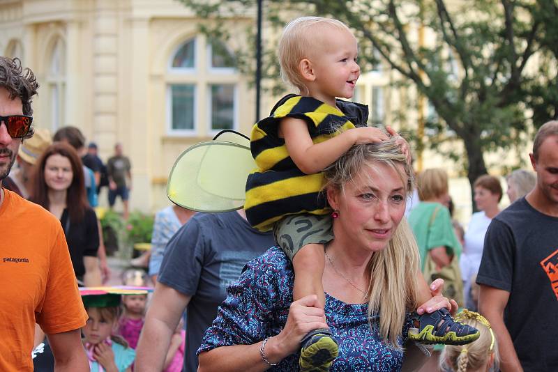 Festival Jičín - město pohádky letos nese téma Komu se nelení, tomu se zelení.