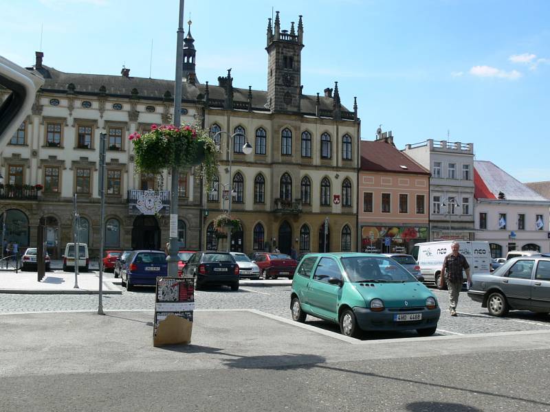 Hořické náměstí Jiřího z Poděbrad.