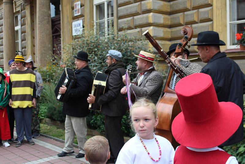 Zahájení pohádkového festivalu v Jičíně