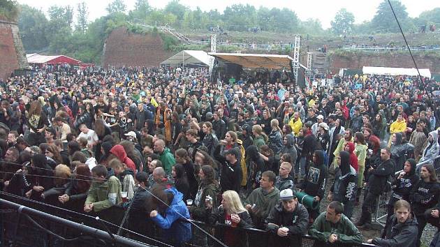 Z metalového festivalu Brutal Assault 2008.