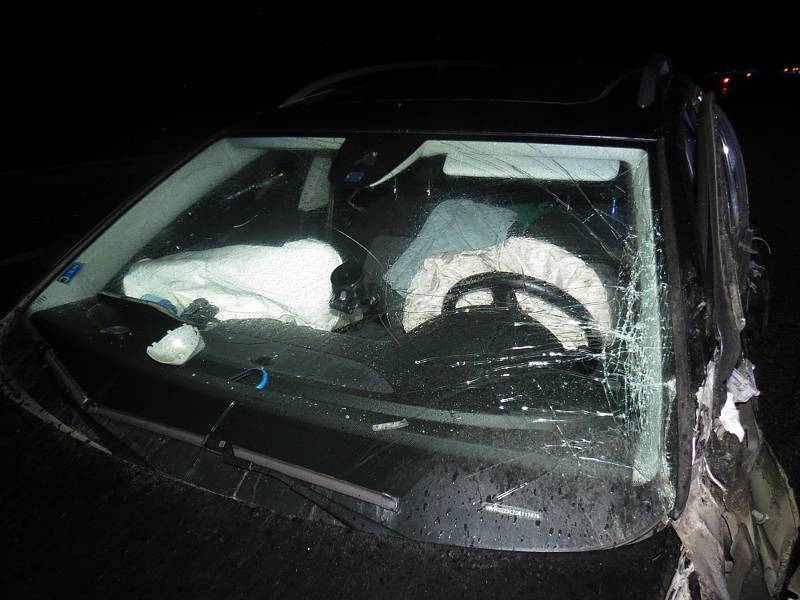 Řidič u Dolního Lochova byl při nehodě pod vlivem alkoholu.