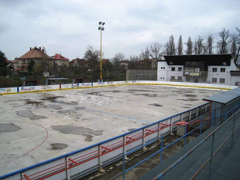 Z jičínského zimního stadionu dnes.