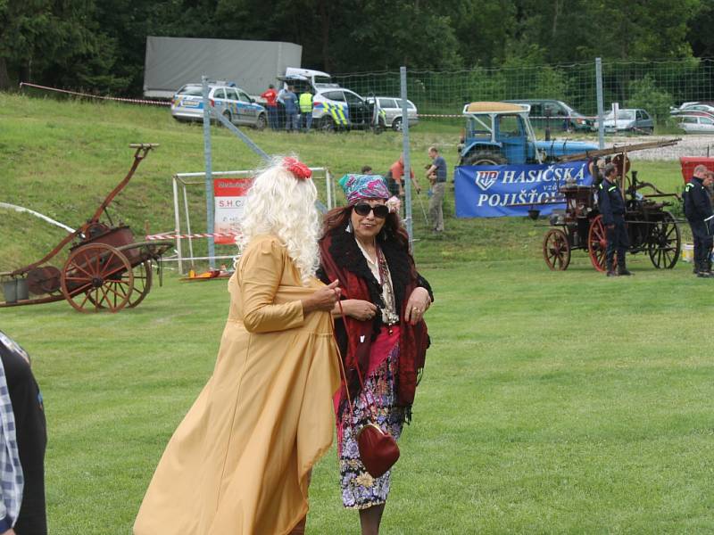 Úbislavičti hasiči slavili 120 let sboru.