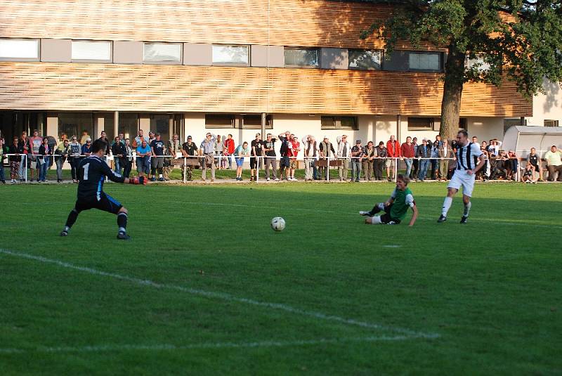 Krajský fotbal Lázně Bělohrad - Jičín.