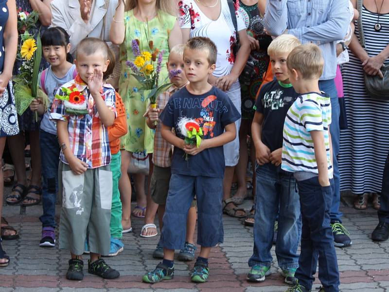 Bělohradskou školu navštívil Václav Klaus.