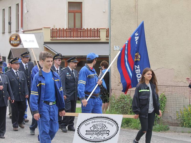 Úbislavičti hasiči slavili 120 let sboru.