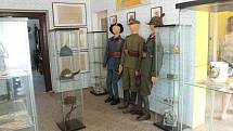 V domě č. 12 na peckovském náměstí otevírá legionářské muzeum, v pořadí třetí v republice.