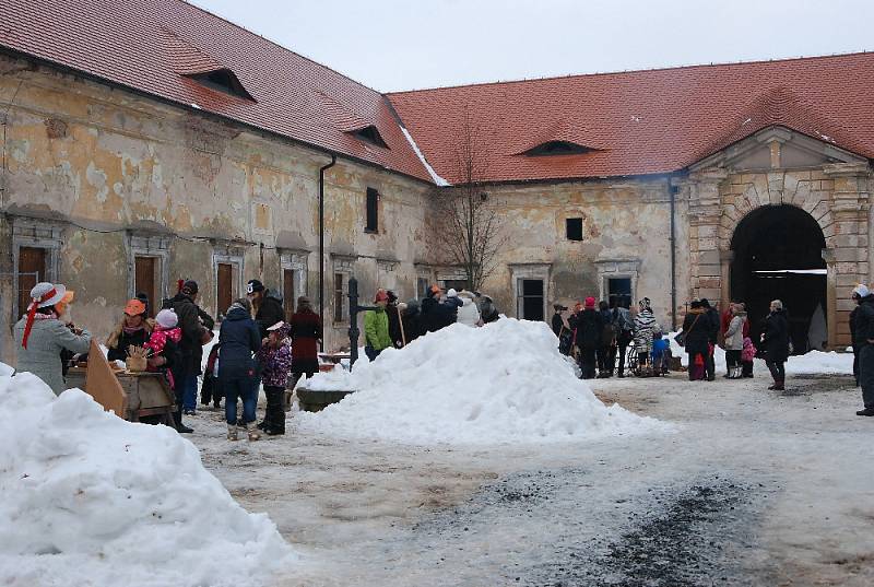 Masopustní oslavy ve Valdštejnské lodžii.