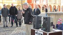 Demonstranti požadovali demisi Benešové a odchod Babiše.