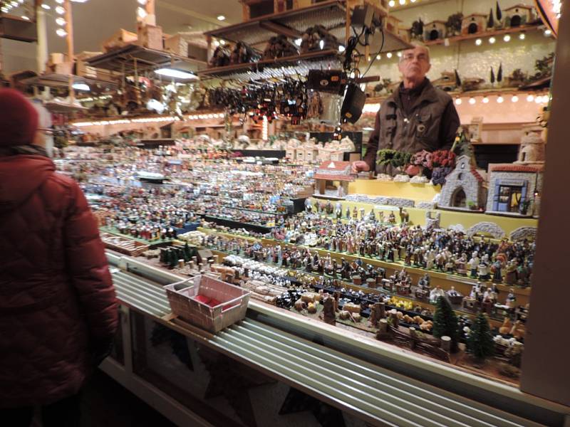 Předvánoční Štrasburk během adventních trhů.