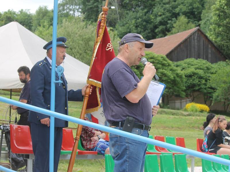 Úbislavičti hasiči slavili 120 let sboru.