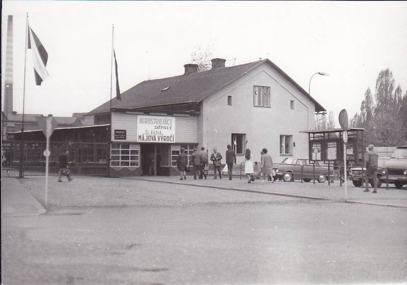 Z jičínského n.p. Agrostroj, 70. léta.