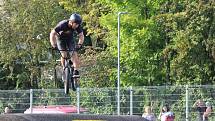 Zatím nejnovější pumptrack na Jičínsku otevřeli kluci z Dirty Parks na podzim v Železnici. Právě tam se v půlce května sejdou české špičky i příznivci BMX z řad široké veřejnosti.