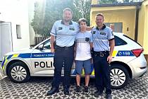 Policisté z Kopidlna mladíkovi zachránili život. Ten jim přišel osobně poděkovat