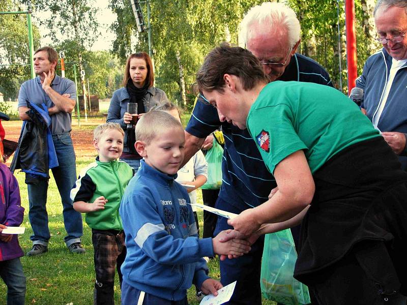 Z oslav 90 let Sokola Dřevěnice.